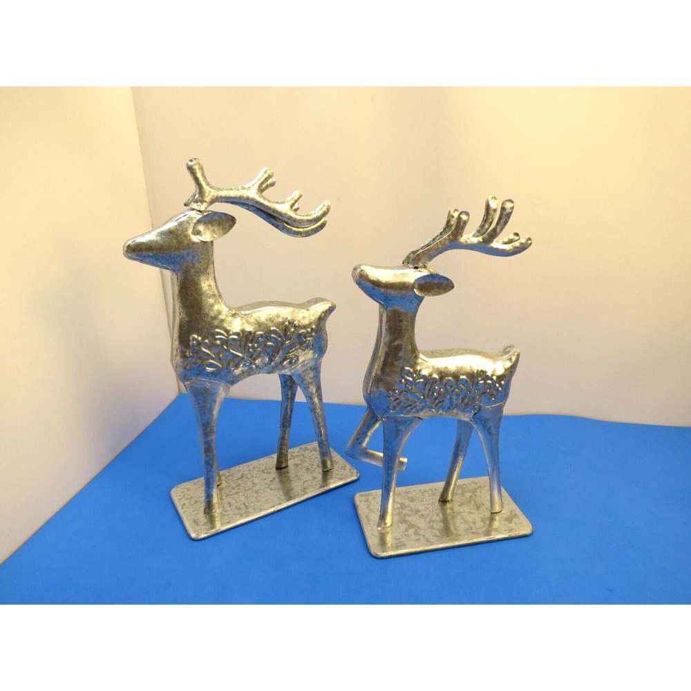 Metal Reindeer Set of 2 Silver Tone Figures Rustic Christmas Decor